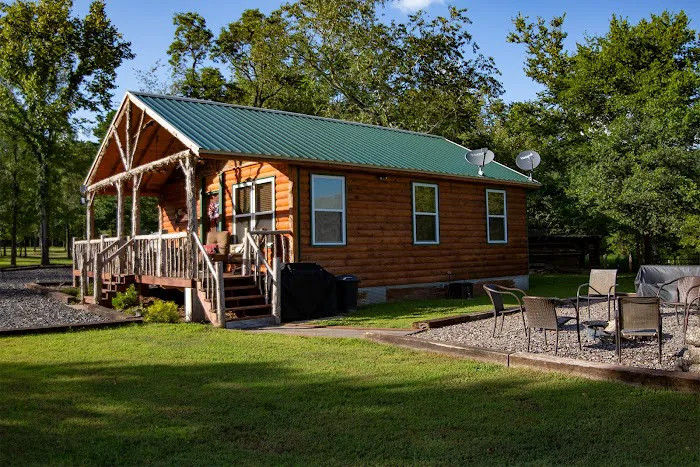 WyKnot Cabin Picture 4