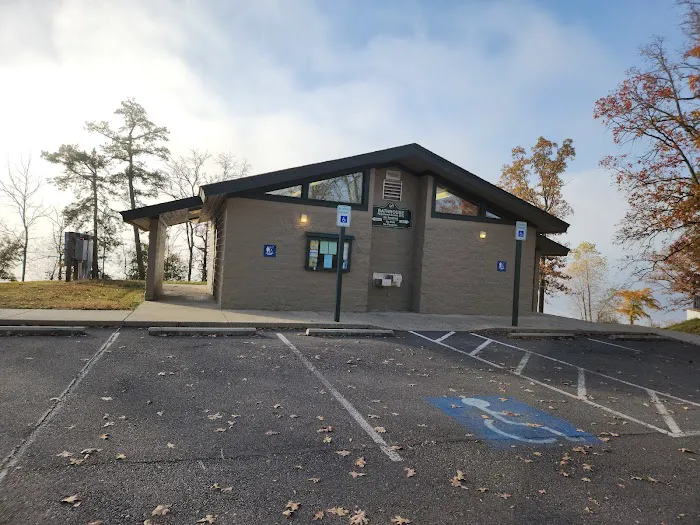 DeRoche Ridge Campground at Degray Lake State Park Picture 6