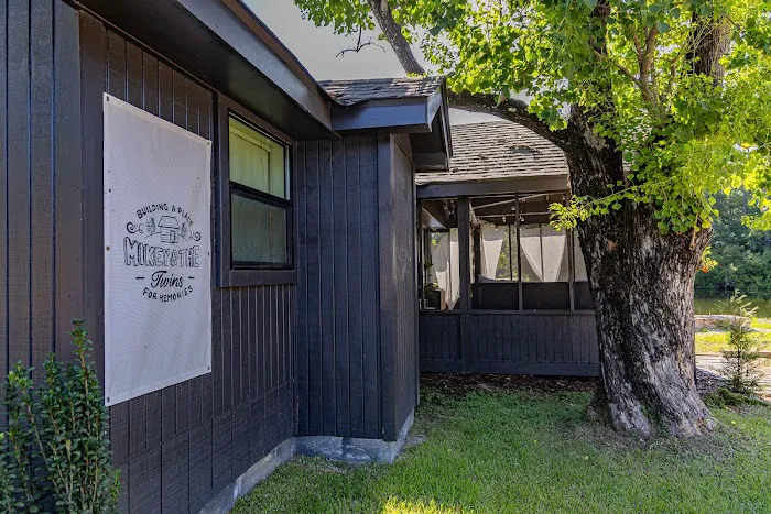 Adventures RV Resort Picture 9