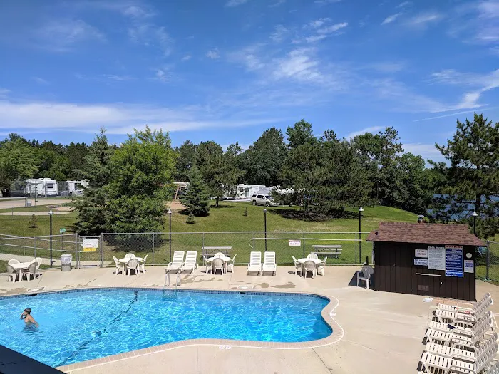 Vagabond Village Campground Picture 2