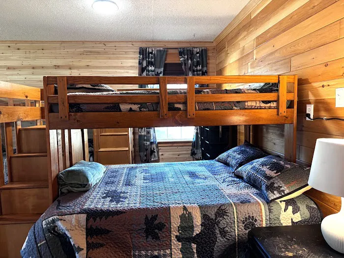Little Moose Cabin Vacation Rental Picture 10