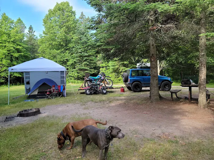 Cottonwood Lake Campground Picture 1