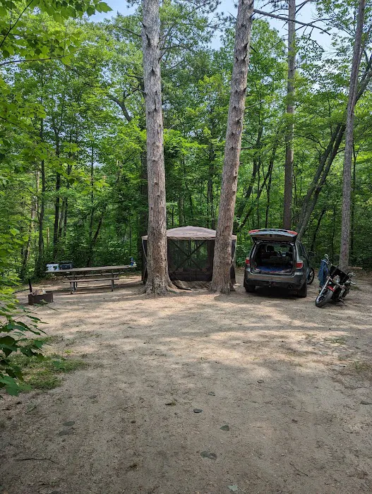 Williams Narrows campground Picture 9