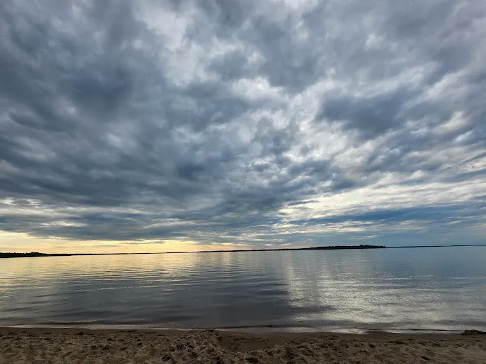 NORWAY BEACH LOOP Picture 9