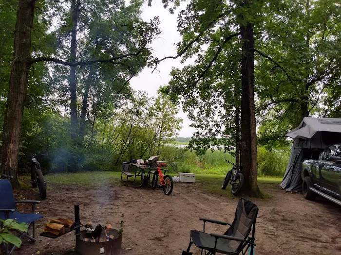 Mosomo Point Campground Picture 10