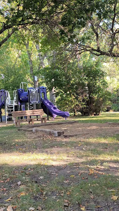 Carthage City Park (Campground) Picture 4