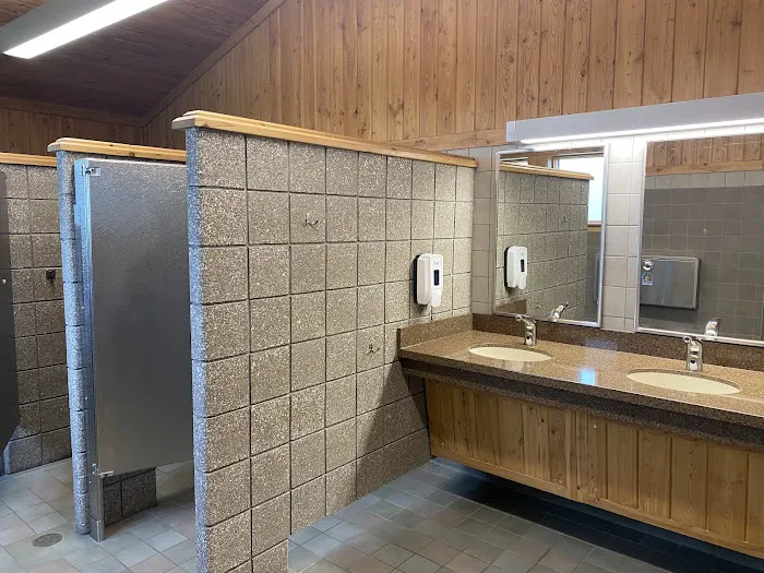 Vermilion Ridge Campground Picture 1