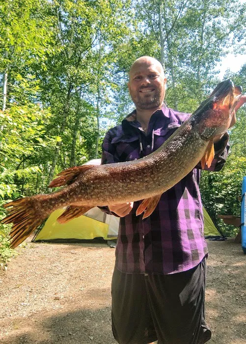 Fall Lake Campground Picture 9