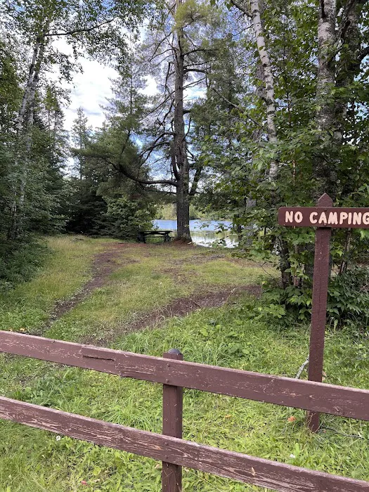 Hogback Lake Rustic Campground & Backcountry Sites Picture 4