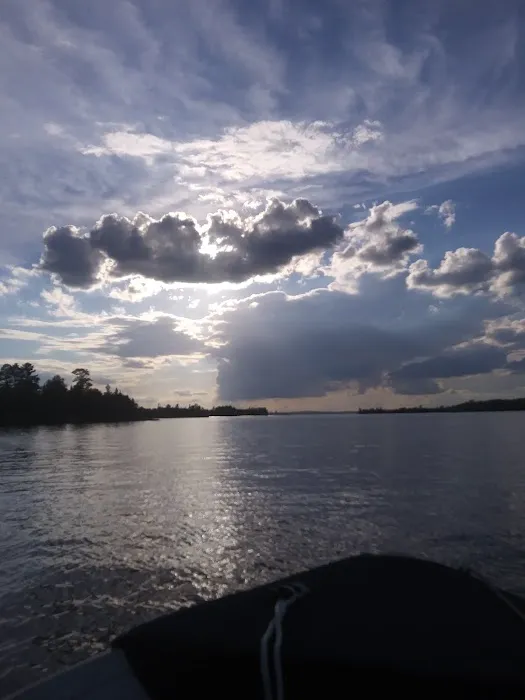 Wakemup Bay Campground Picture 8