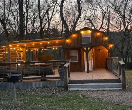 Running water rental cabins