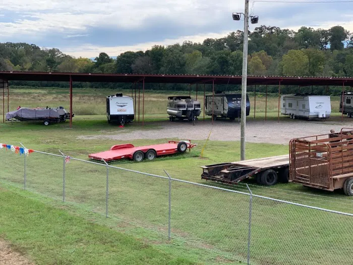 Caddo River Access RV Park & Rental Picture 5