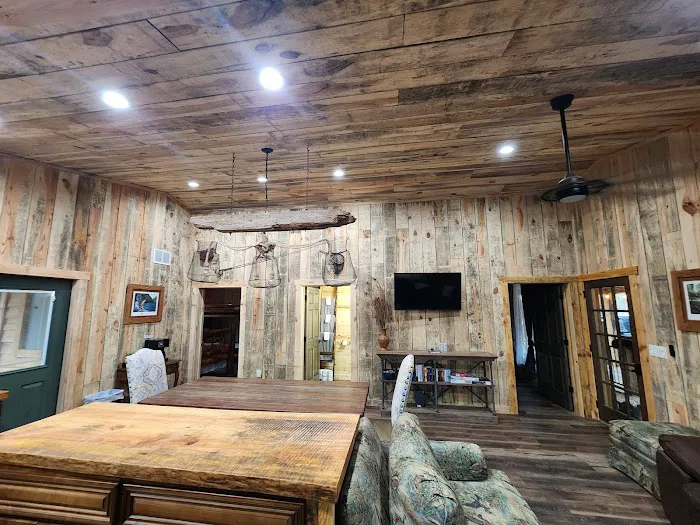 Rustic Comfort Cabins Picture 4
