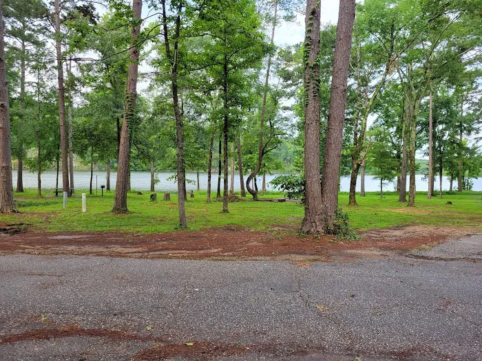 Point Cedar Campground Picture 4