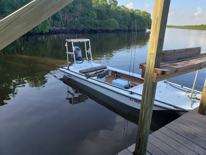 Joe River Chickee Picture 5