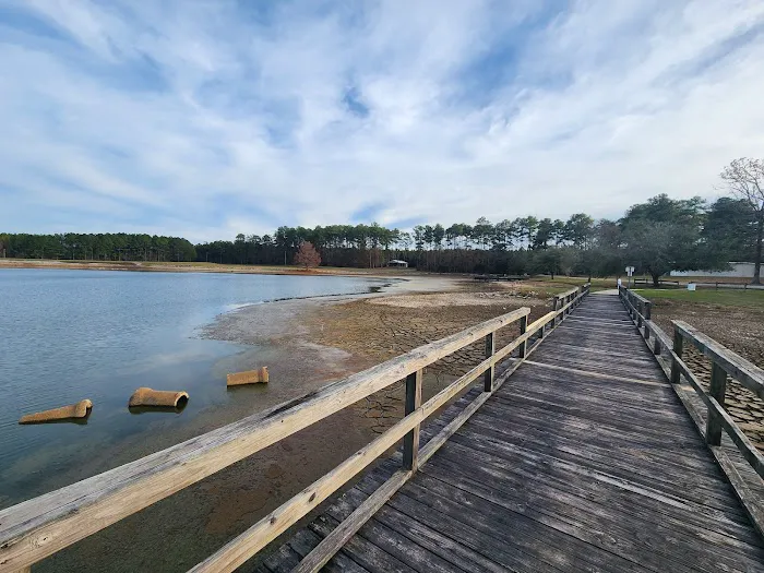 Lake Claude Bennett Picture 8