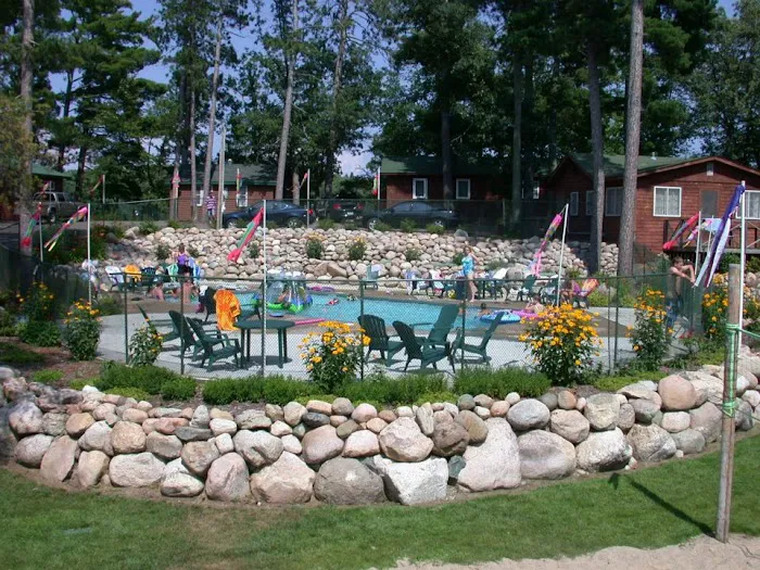 Isle O' Dreams Lodge Picture 3