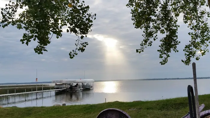 Bladow Beach Resort & Campground Picture 3