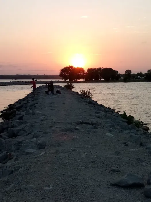 Area Eleven Campground Picture 10