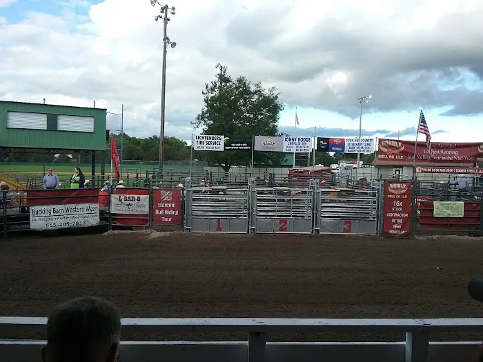 Riverside Park Campground Picture 1