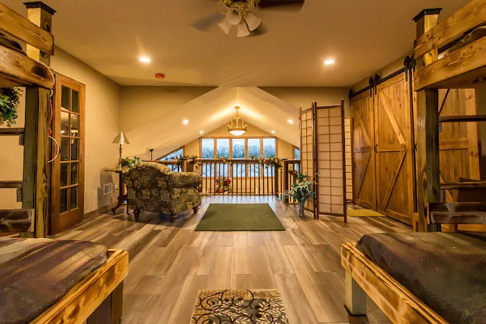 Riverland Campground Picture 7