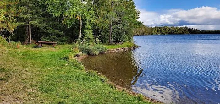 Ojibway and Triangle Lakes (recgovnpsdata) Picture 6