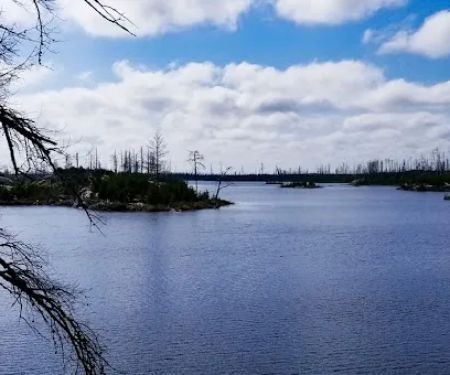 Rock of Ages Lake Campsite - Powwow Trail