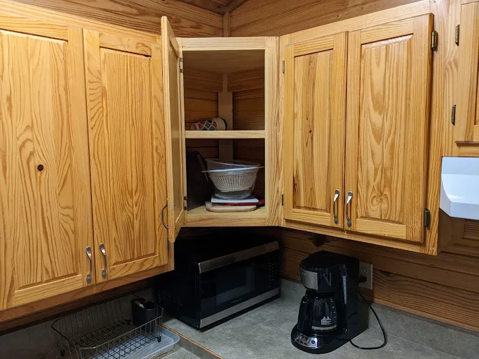 Wakarusa River Cabin Picture 3