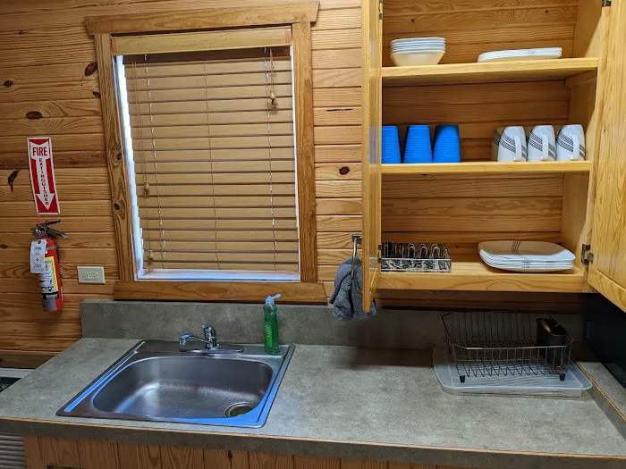 Wakarusa River Cabin Picture 5