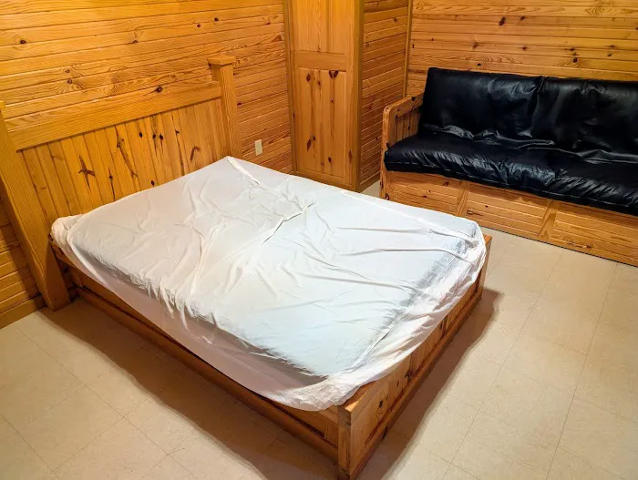 Washington Creek Cabin Picture 1