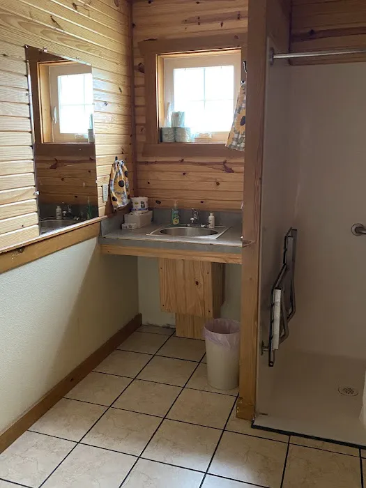 Chicken Creek Cabin Picture 5