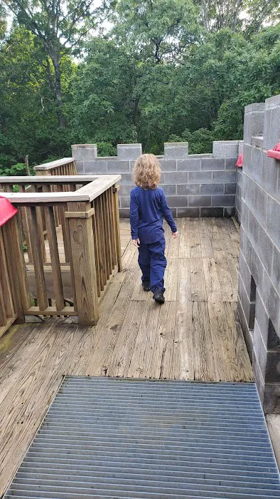 Cub World Campfire Arena Picture 9