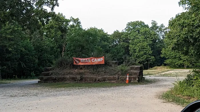 Cub World Dining Shelter Picture 3
