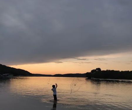 Lake Front Estate at Belle View