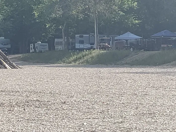 Sugar Island Camp Grounds Pineville, MO Picture 7