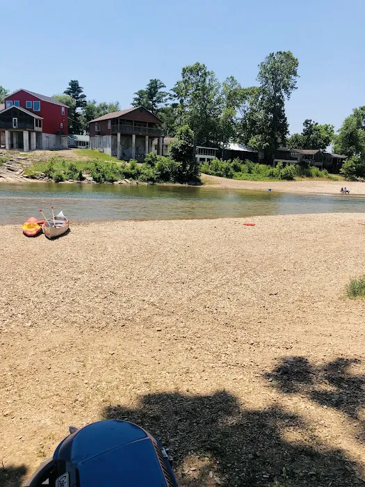 Shady Beach Floats Picture 2