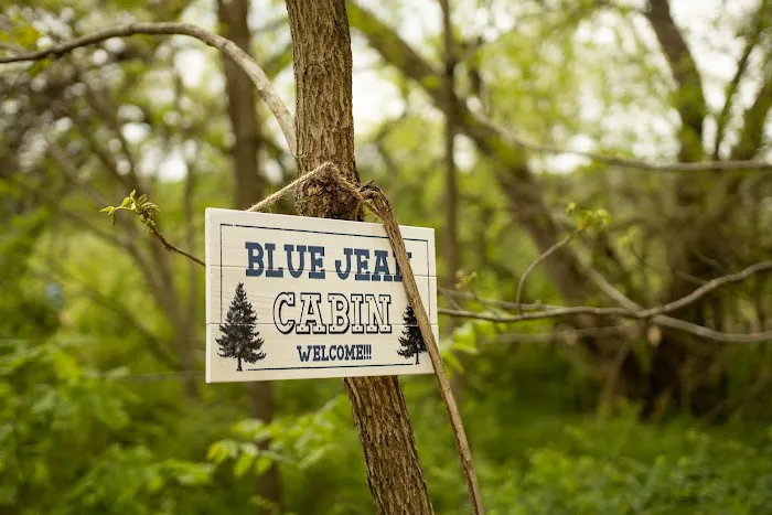 Indian Creek Cabins Picture 7