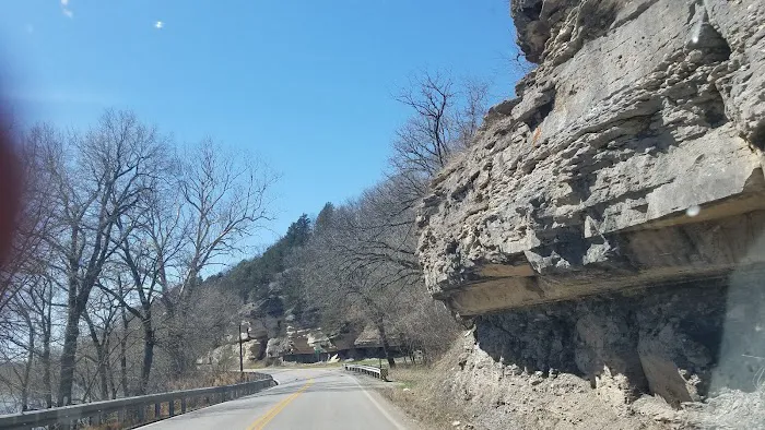 Sycamore Landing Picture 7