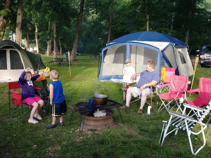 Two Sons Floats & Camping Picture 1