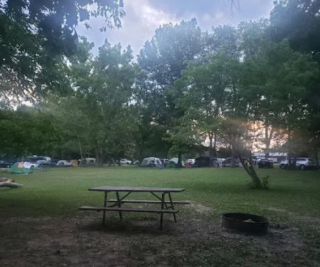 Eagles Nest Camp & Canoe