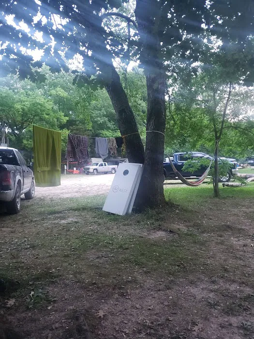 Eagles Nest Camp & Canoe Picture 5