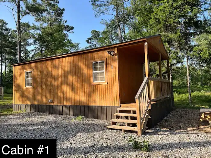 Kick it Back Cabins and RV Park Picture 8