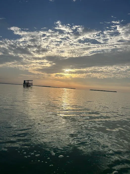 Shark Point Chickee Picture 9