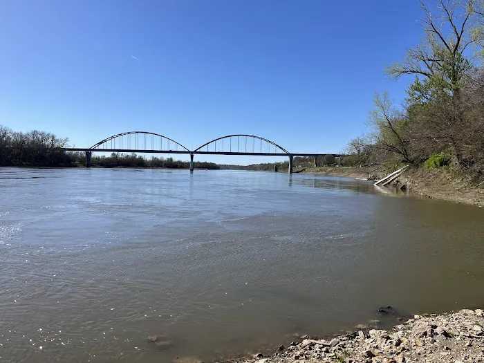 Riverfront Campground Picture 2