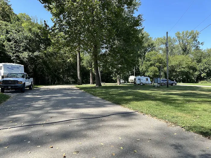 Riverfront Campground Picture 10