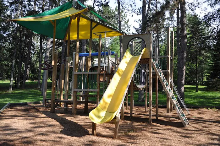 Cabin O' Pines Resort & Campground Picture 9