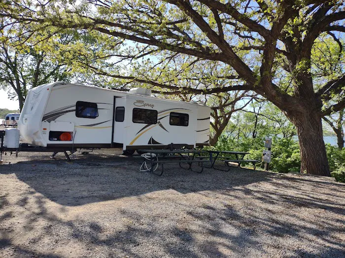 Lake Shawnee Campground Picture 7