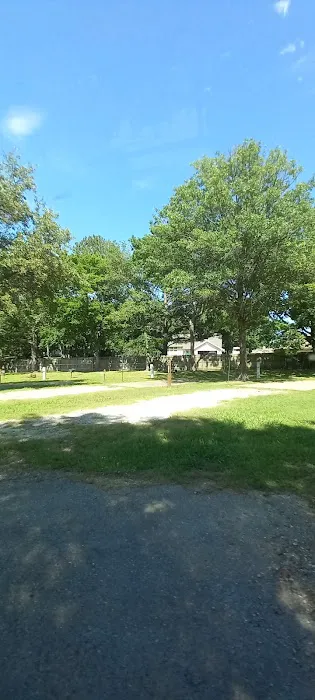 Snowdale Park Picture 1