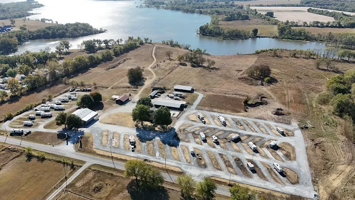 Lake Hudson Resort Picture 5