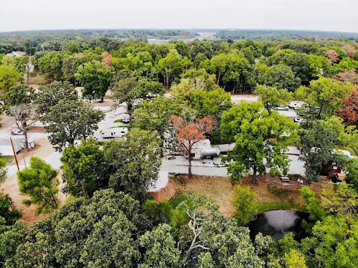 Ballard's Campground, Store & RV Park Picture 9